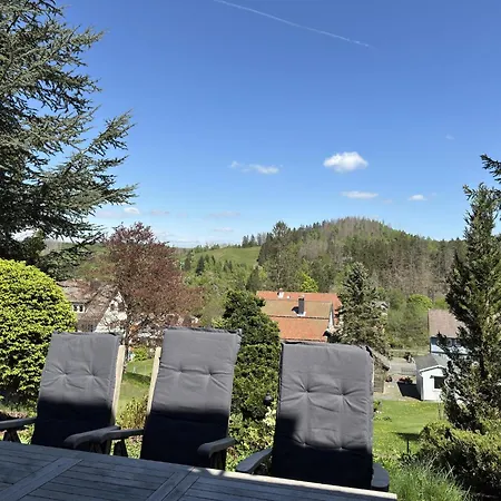 Appartamento Mit Weitem Ausblick In *